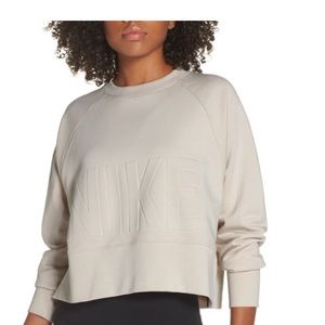 Nike dry Versa sports wear plum sweatshirt